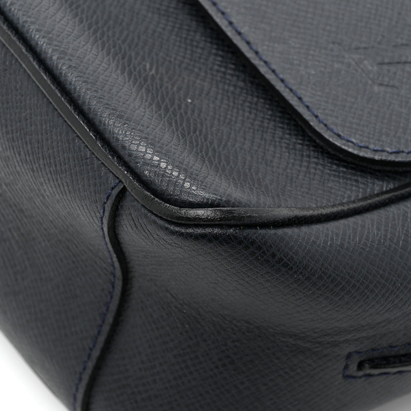 Louis Vuitton Taiga Roman Mm Messenger