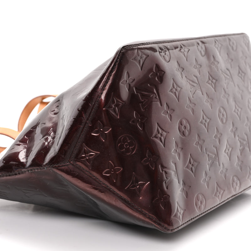 Louis Vuitton Vernis Bellevue Gm Violet
