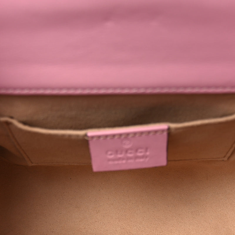 Gucci Gg Supreme Strawberry Small