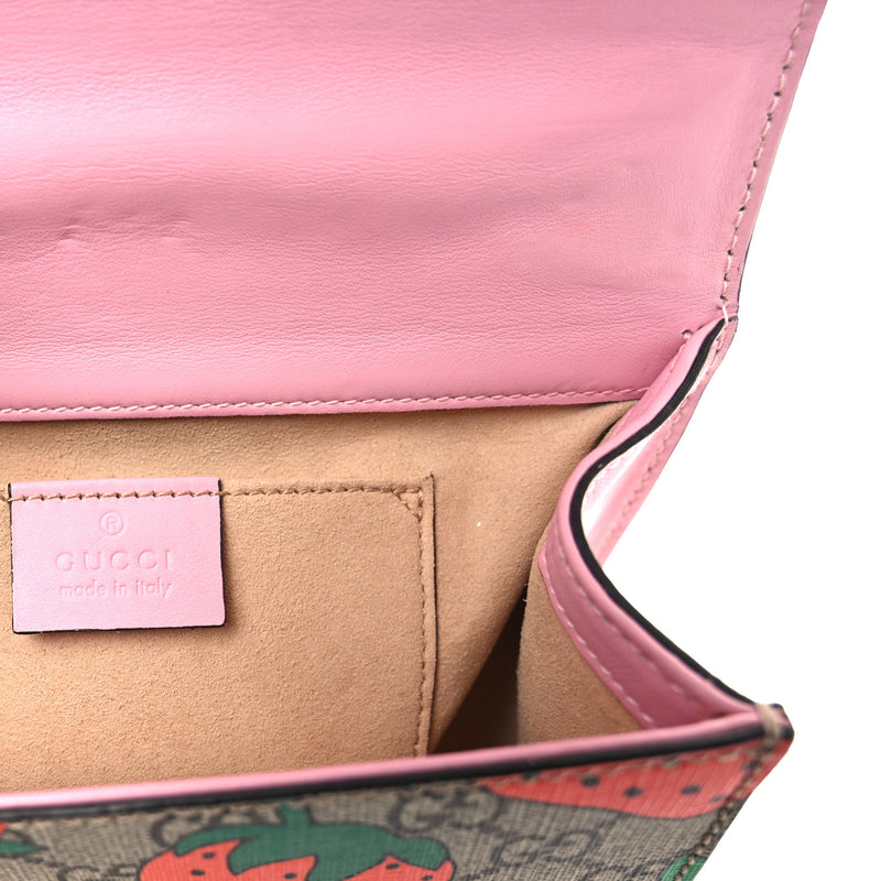 Gucci Gg Supreme Strawberry Small