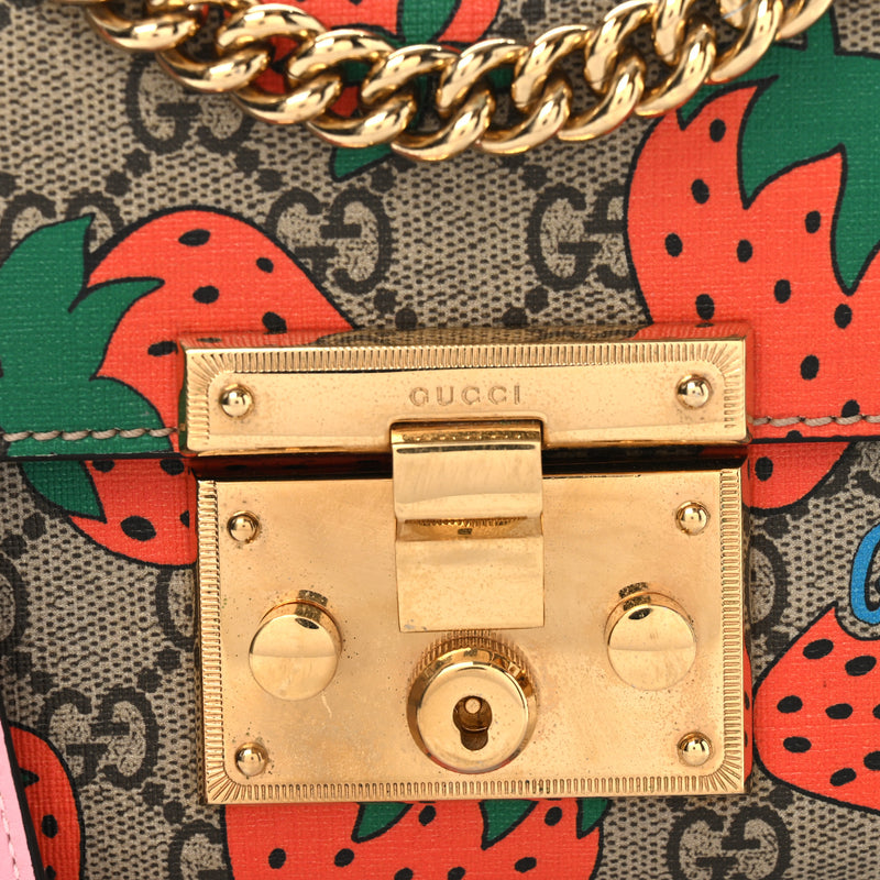 Gucci Gg Supreme Strawberry Small