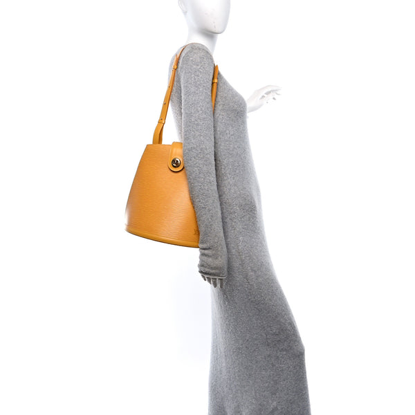 Louis Vuitton Epi Cluny Tassil