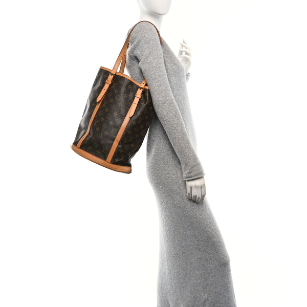 Louis Vuitton Bucket 27