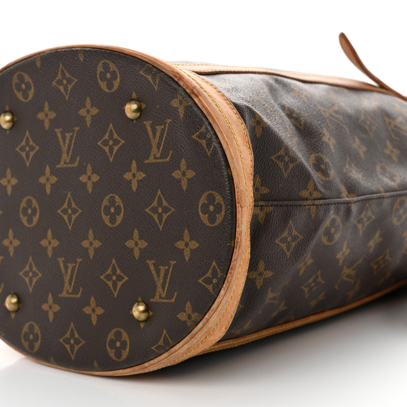Louis Vuitton Bucket 27