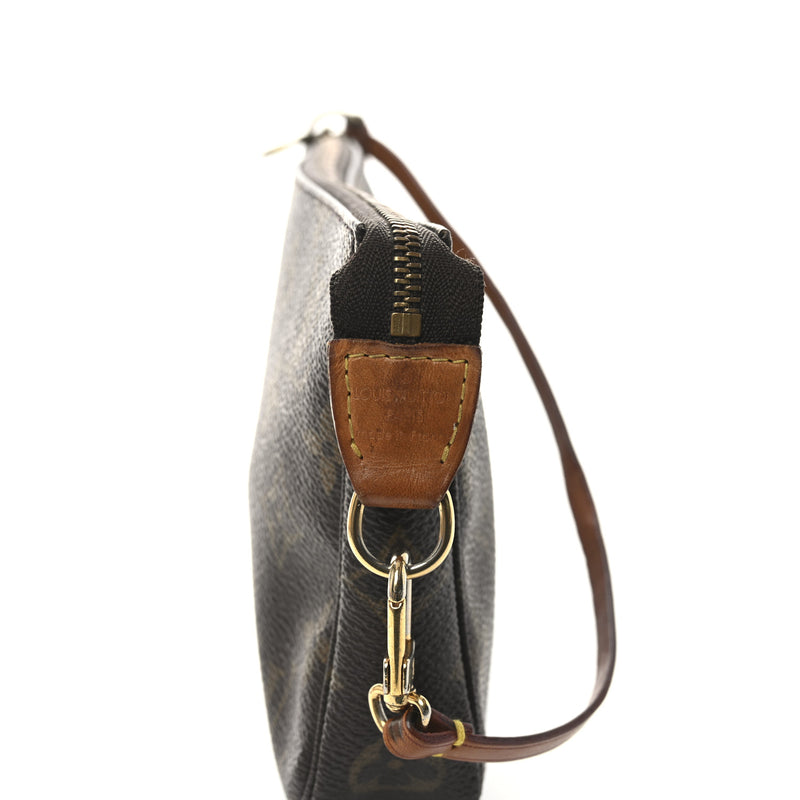Louis Vuitton Pochette Accessories