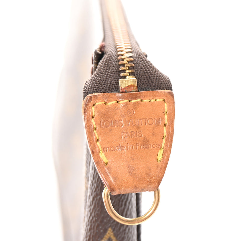 Louis Vuitton Pochette Accessories