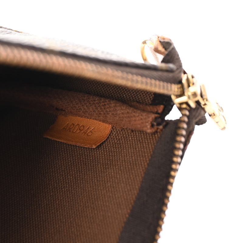 Louis Vuitton Pochette Accessories