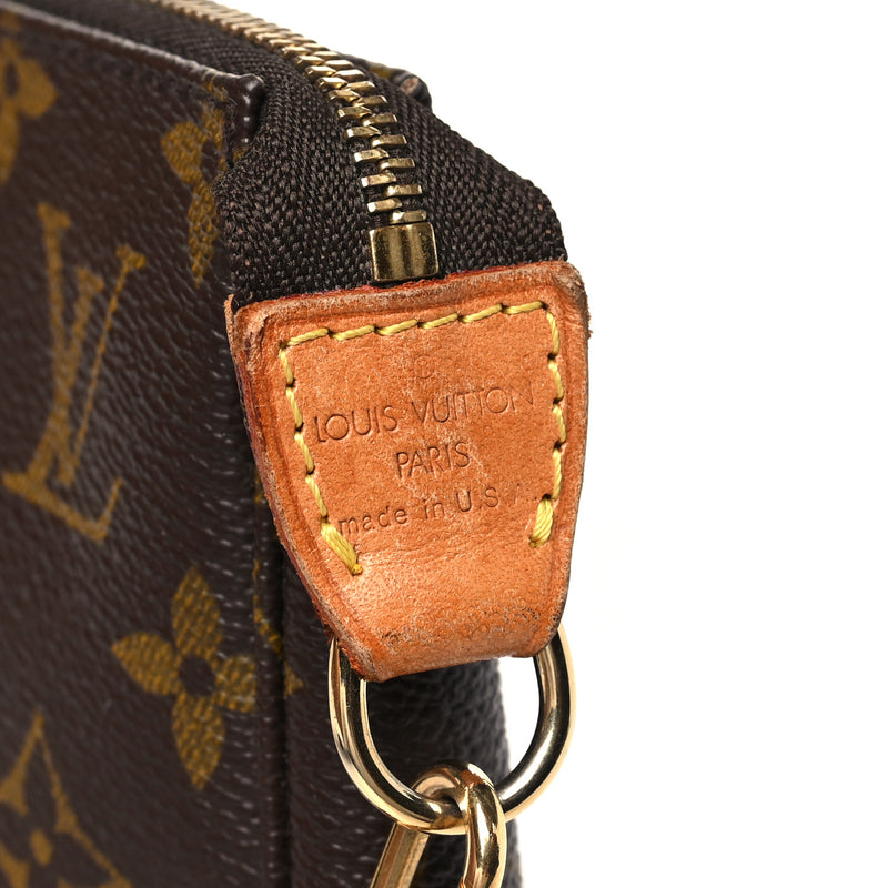Louis Vuitton Pochette Accessories
