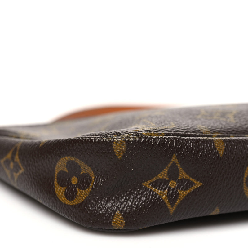 Louis Vuitton Pochette Accessories