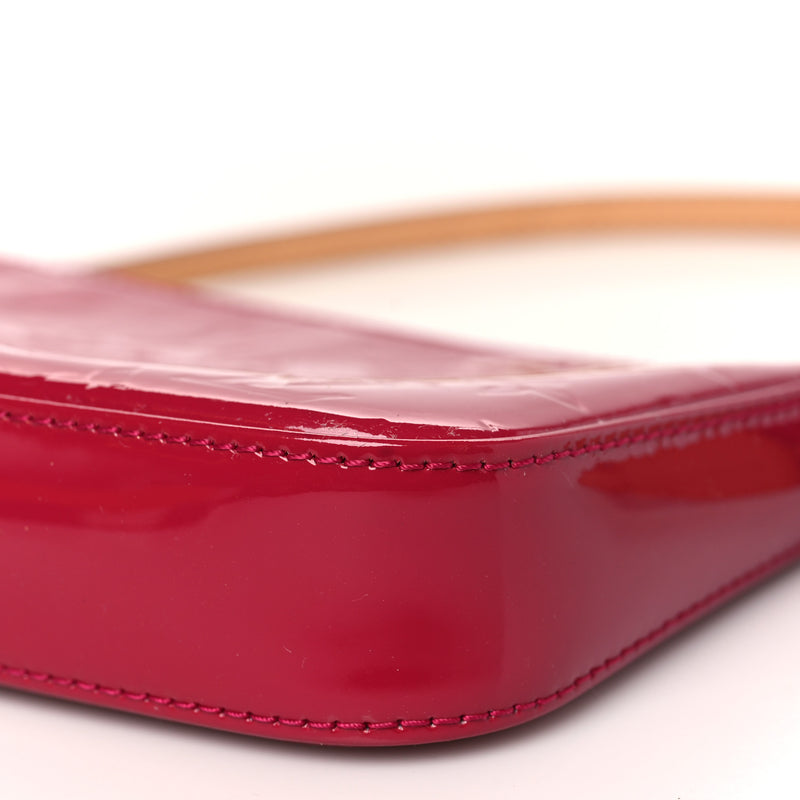 Louis Vuitton Vernis Pochette