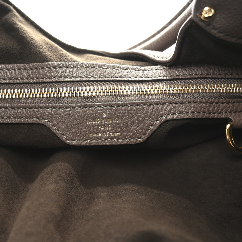 Louis Vuitton Mahina L Taupe