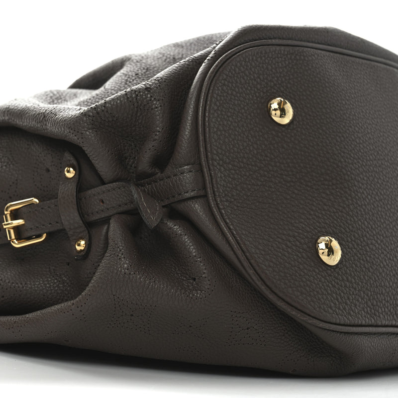 Louis Vuitton Mahina L Taupe