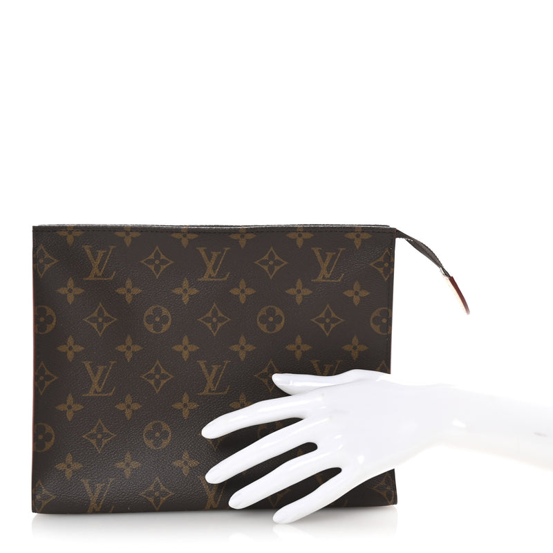 Louis Vuitton Poche Toilette