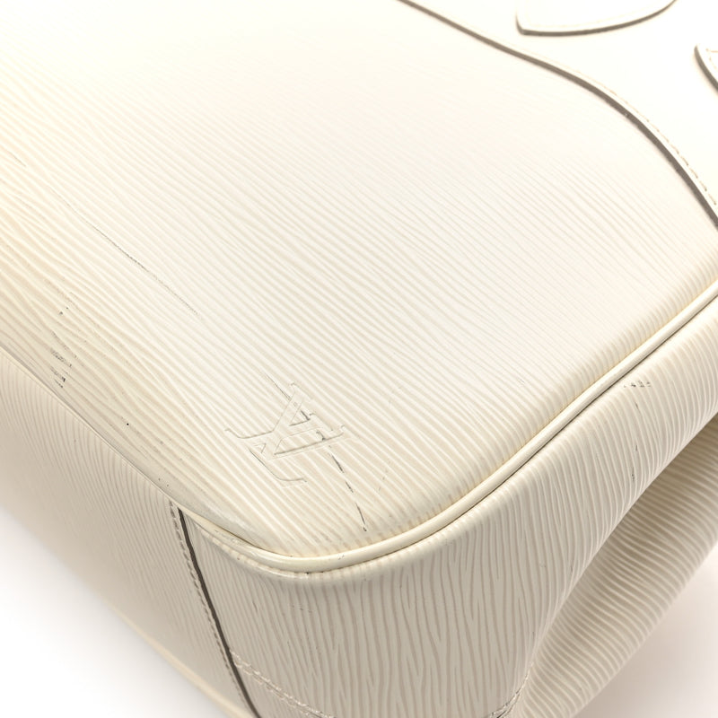Louis Vuitton Epi Passy Pm Ivory