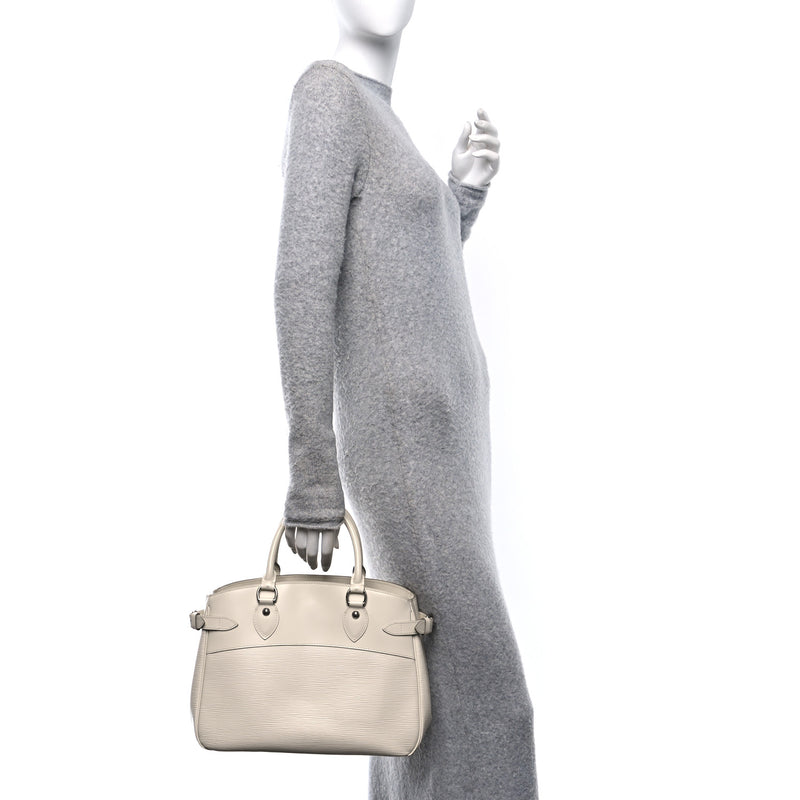 Louis Vuitton Epi Passy Pm Ivory