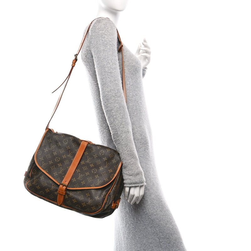 Louis Vuitton Saumur 35