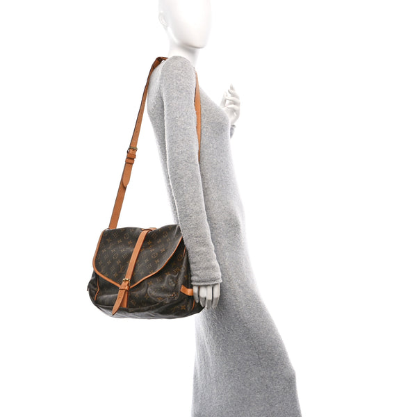 Louis Vuitton Saumur 35
