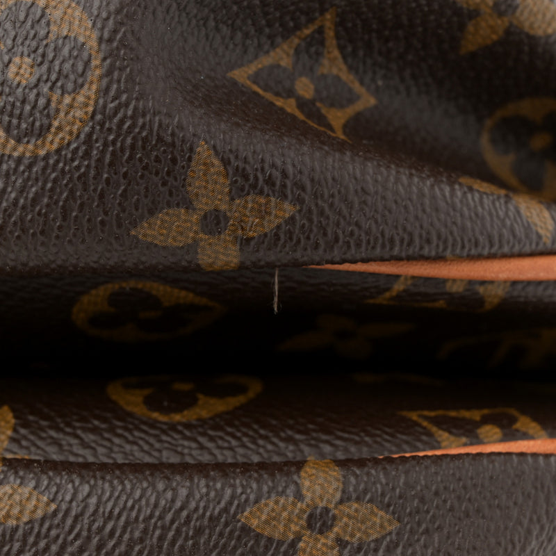Louis Vuitton Saumur 30