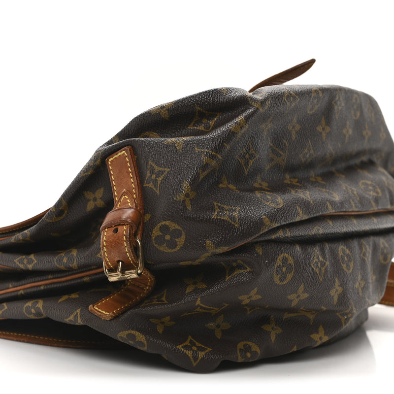 Louis Vuitton Saumur 35