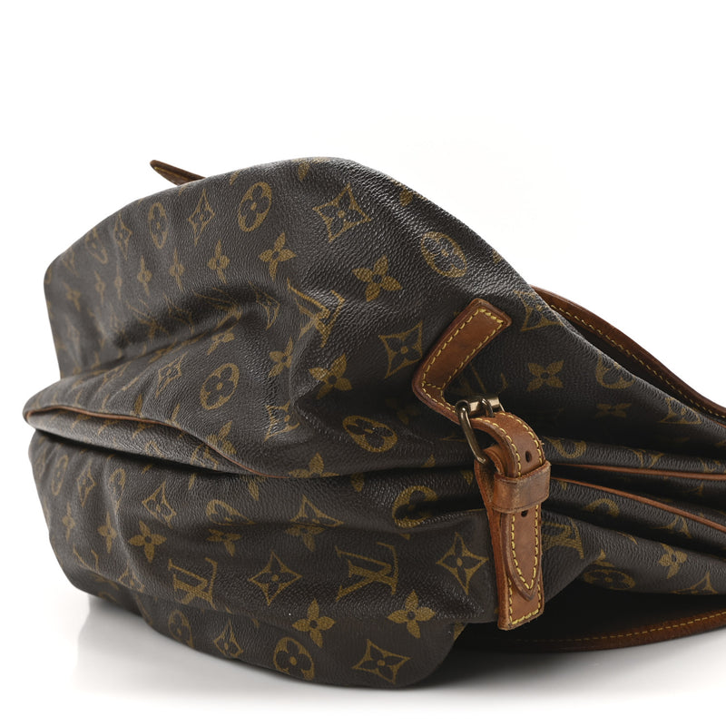 Louis Vuitton Saumur 35