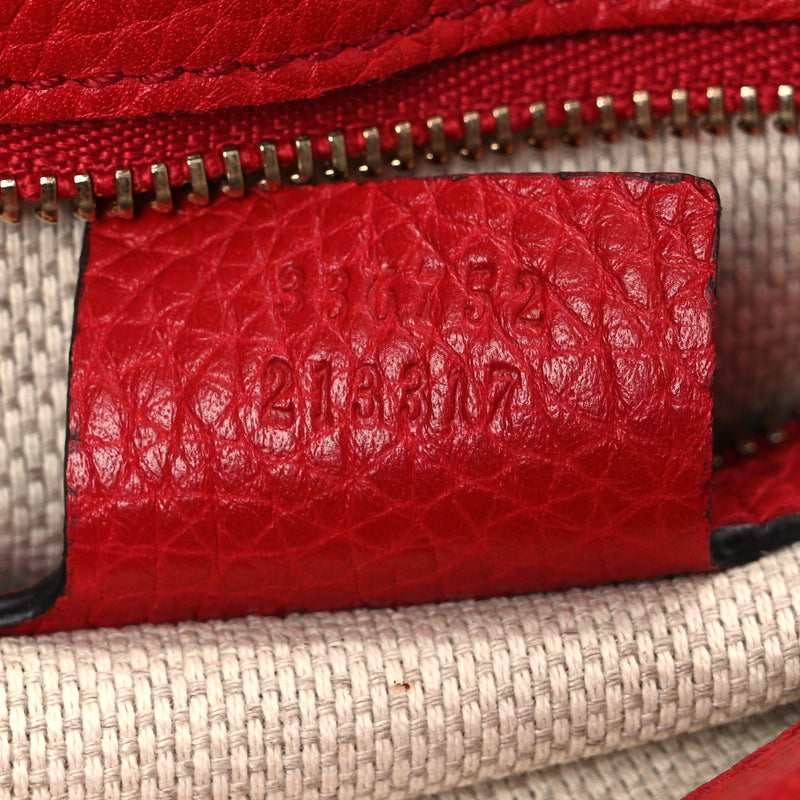 Gucci Pebbled Calfskin Medium Soho Flap
