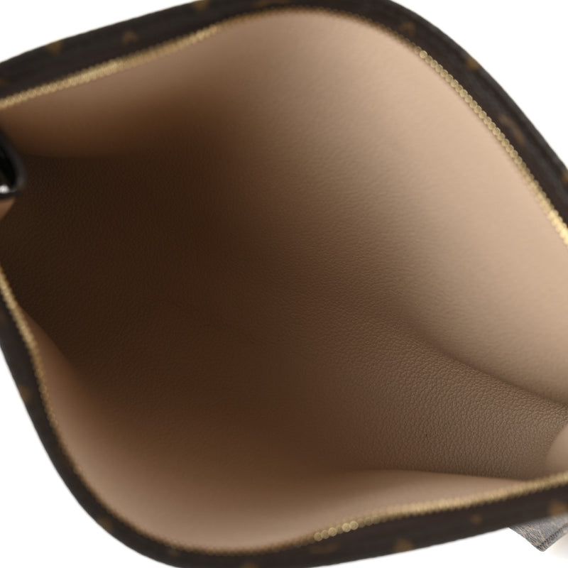 Louis Vuitton Toiletry Pouch 26