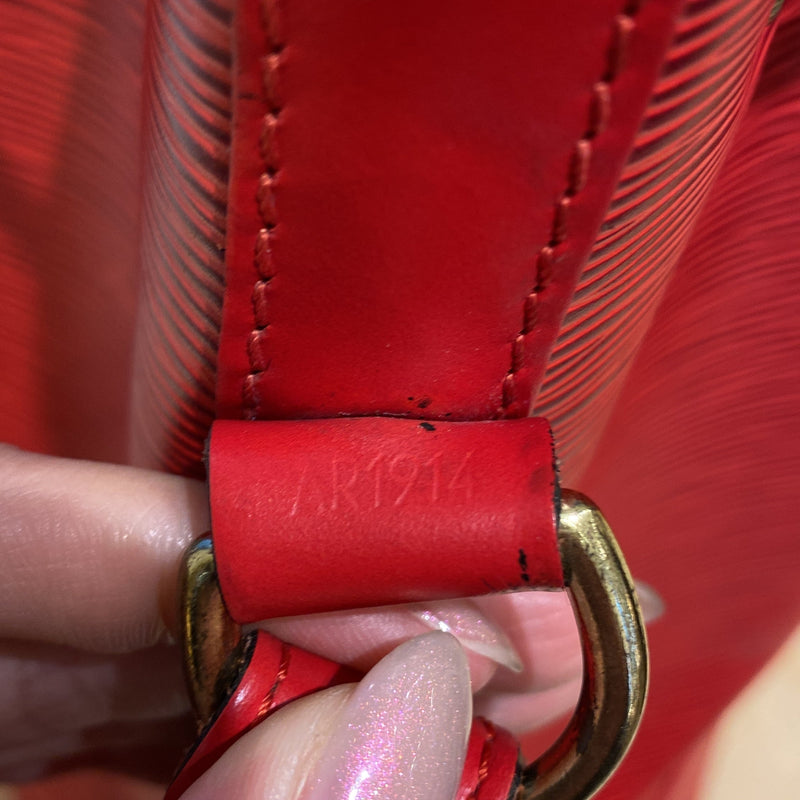 Noe Handbag Epi Leather Large