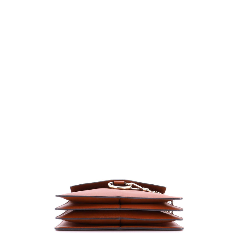 Faye Shoulder Bag Leather Medium