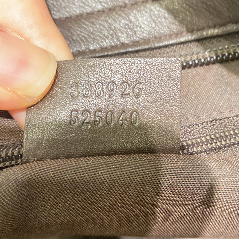 Web Messenger Bag Gg Canvas Medium