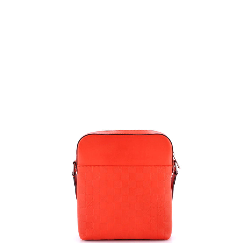 District Pochette Damier Infini Leather