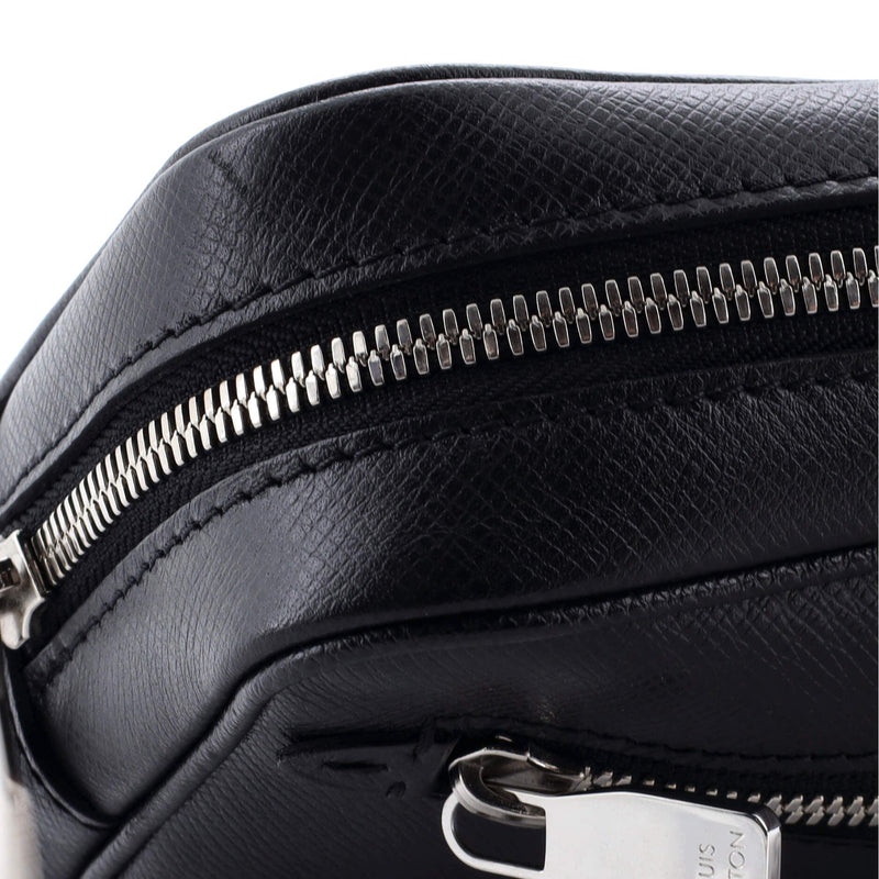 Kasai Clutch Taiga Leather