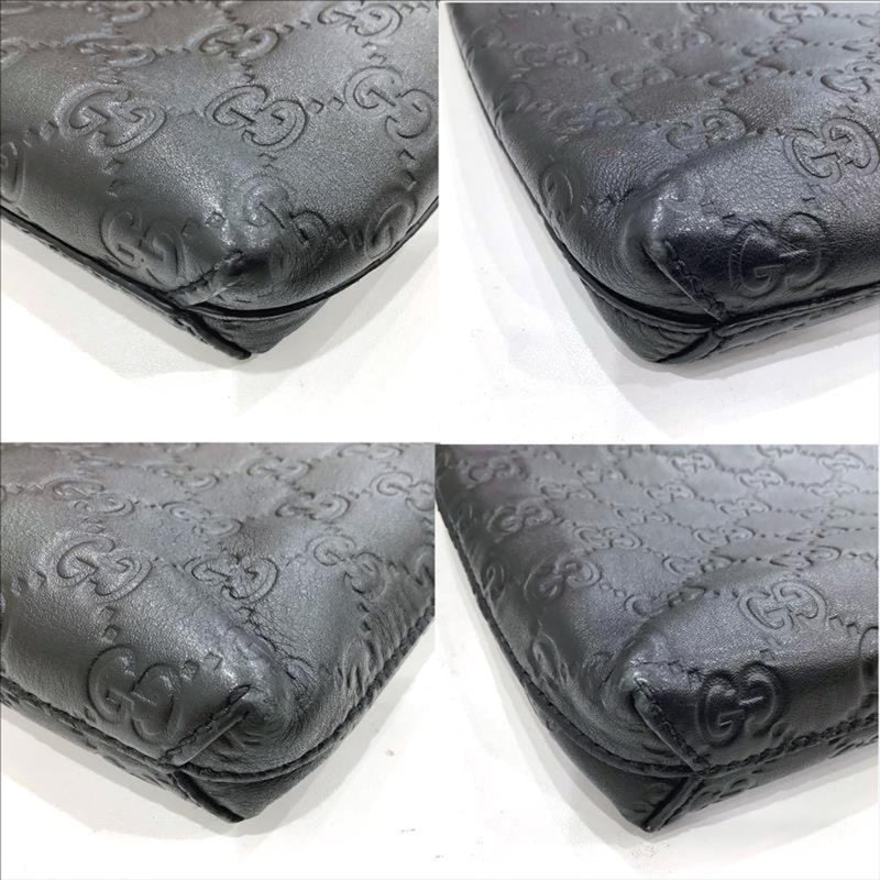 Signature Soft Wristlet Guccissima