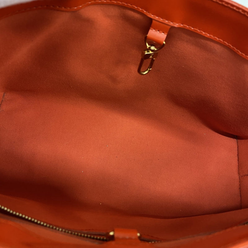 Wilshire Handbag Vernis Pm