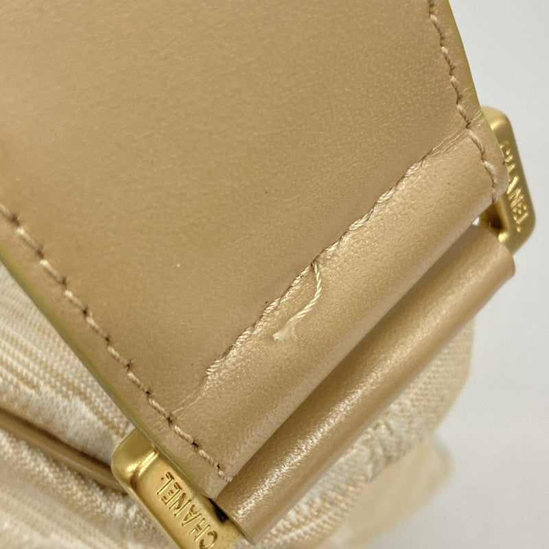 Travel Line Zip Hobo Nylon Small