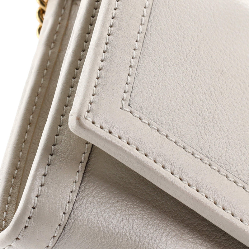 Diana Wallet On Chain Leather