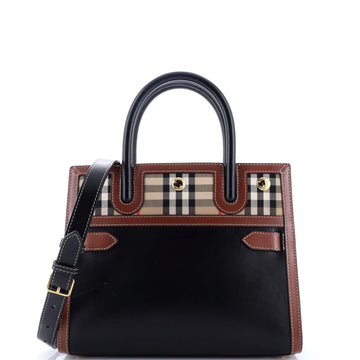 Title Two Handle Tote Leather With