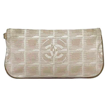 Travel Line Wallet On Chain Quilted