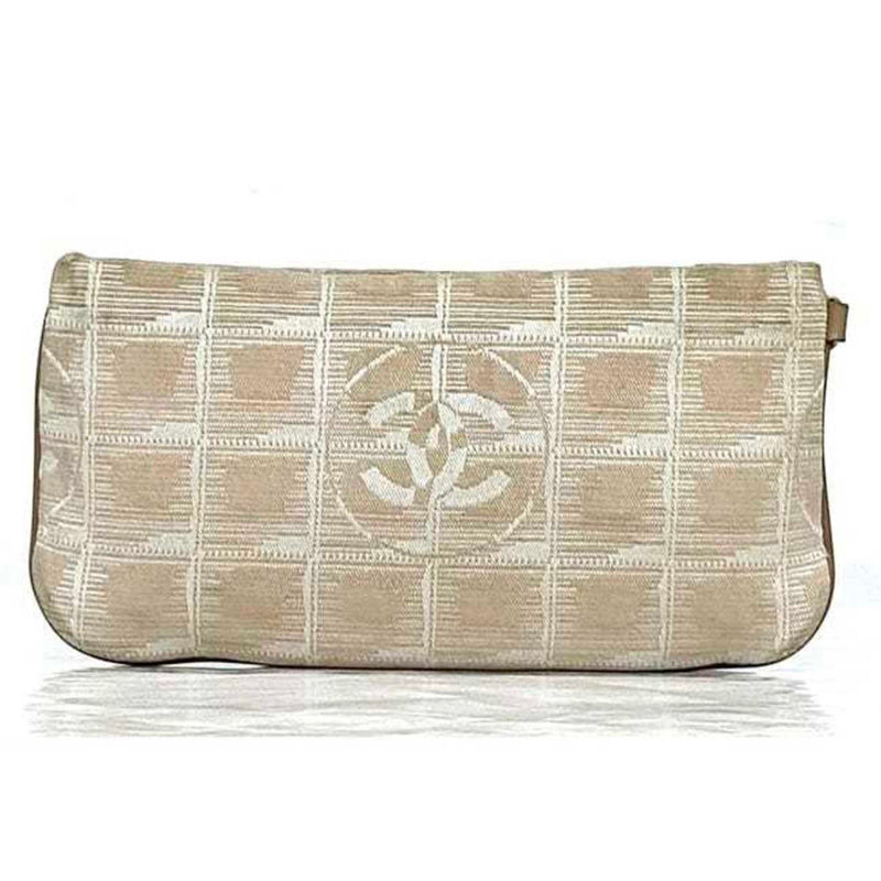 Travel Line Wallet On Chain Quilted