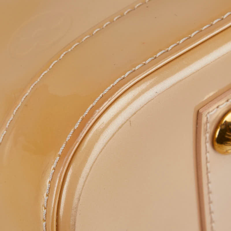 Alma Handbag Vernis Pm