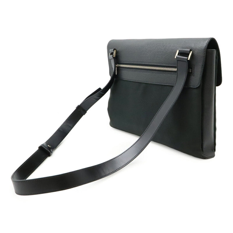 Vassili Handbag Taiga Leather Pm