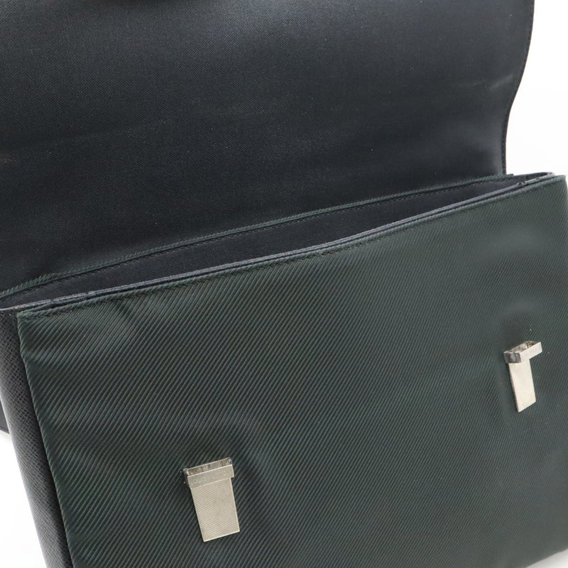 Vassili Handbag Taiga Leather Pm
