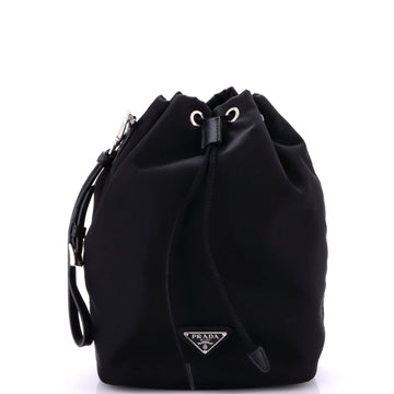 Drawstring Wristlet Bucket Bag Tessuto