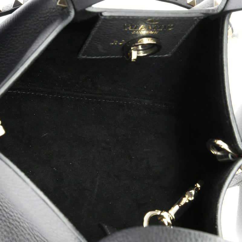 Rockstud Convertible Top Handle Open