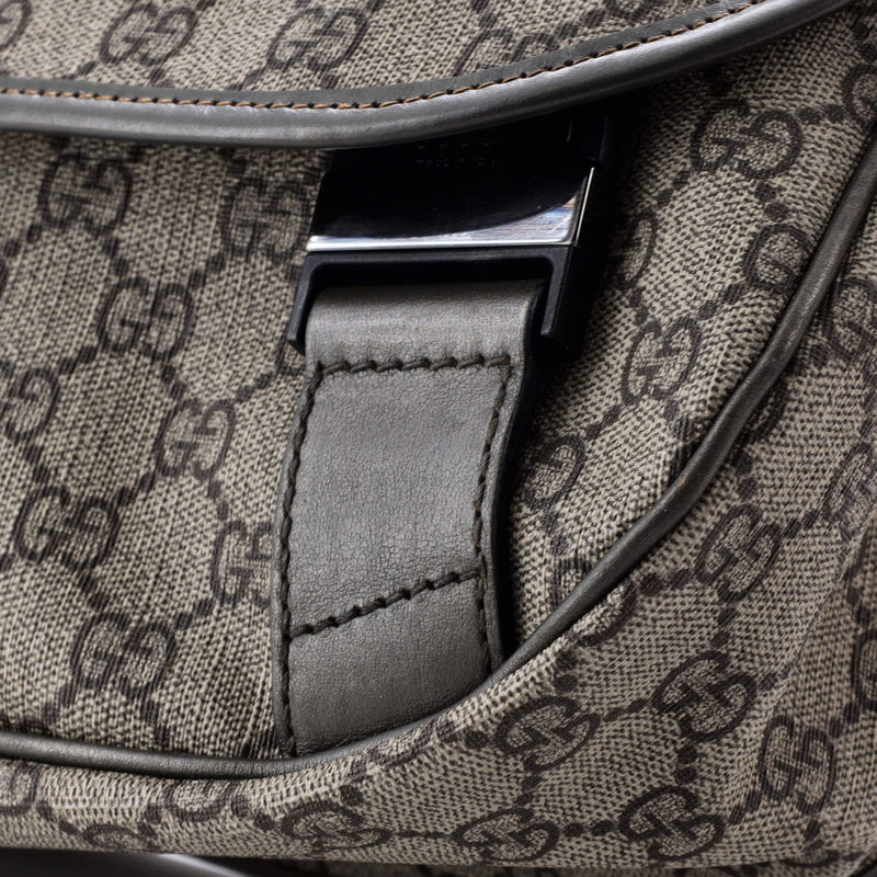 Double Buckle Messenger Bag Gg Coated
