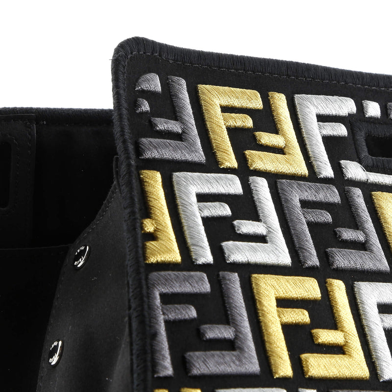 Peekaboo Defender Zucca Embroidered