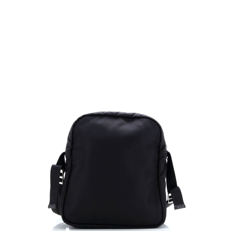 Logo Patch Zip Messenger Bag Tessuto