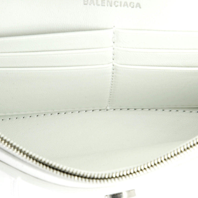 Hourglass Chain Wallet Leather With