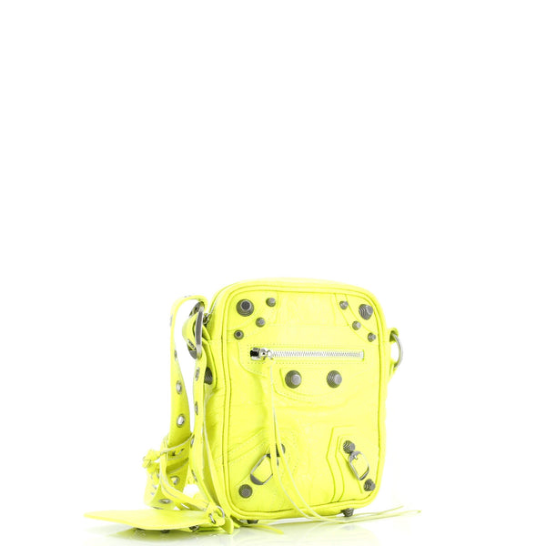 Le Cagole Giant Studs Crossbody Bag