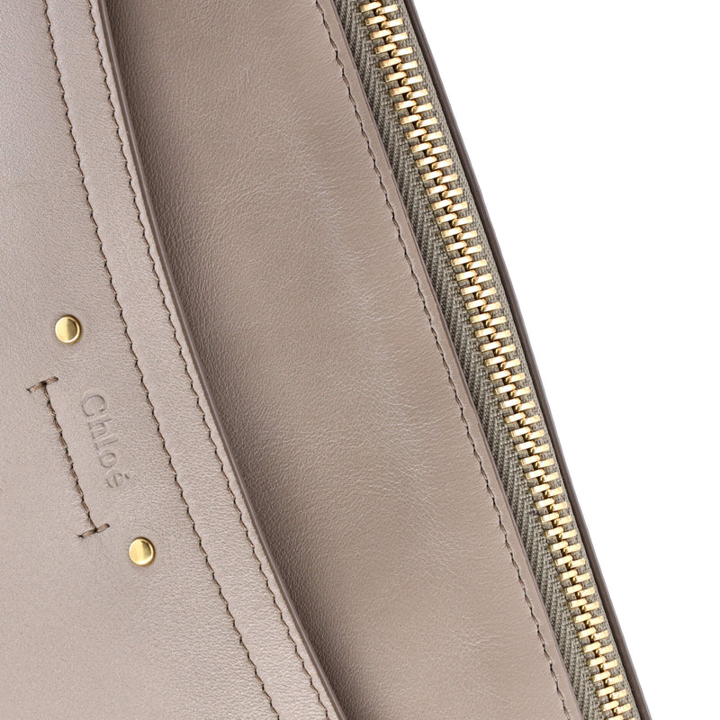 Roy Shoulder Bag Leather Medium