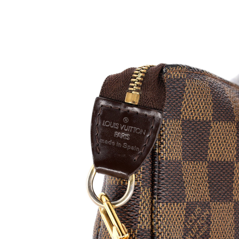Navona Pochette Accessoires Damier